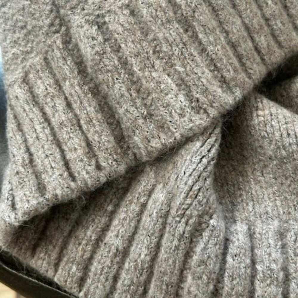 NWT Michael Kors Cable Knit Sweater Turtleneck Jumper Taupe Heather - Picture 10 of 15